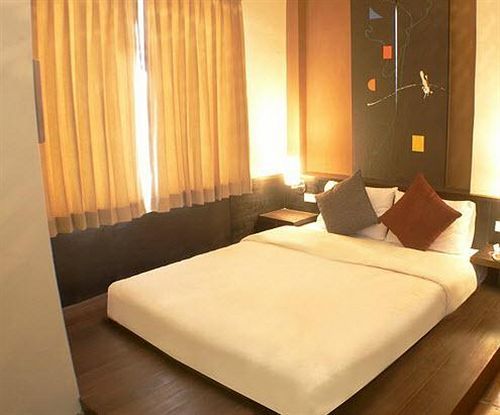Collection O Diamond House Khaosan Hotel 3*
